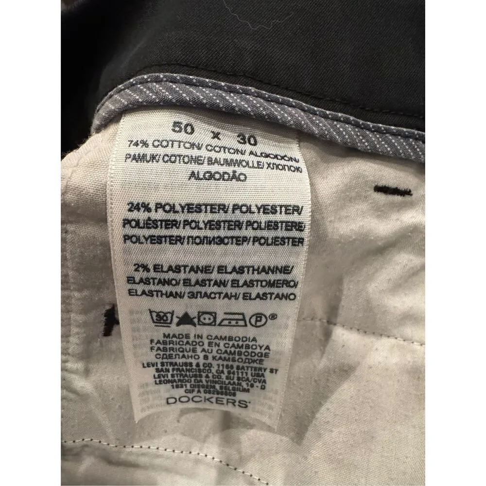 Dockers Men's black Classic Fit Workday Khaki